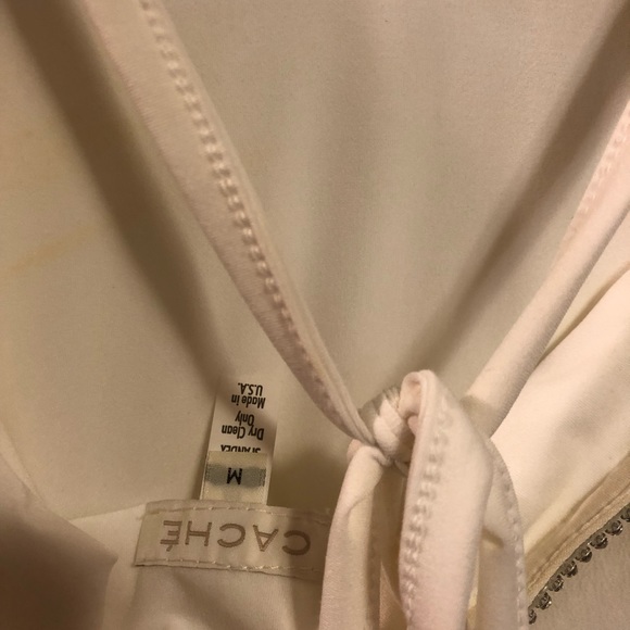 White dress - Picture 3 of 3